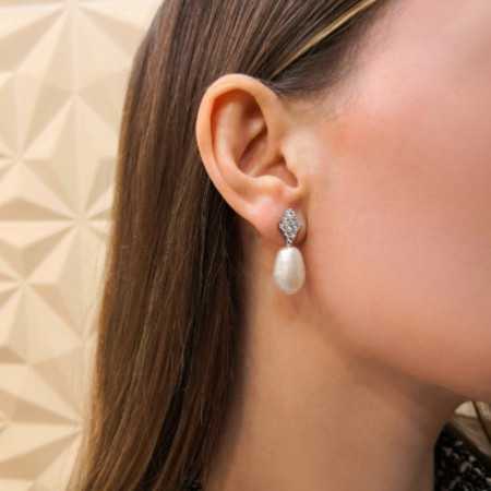 ROMBO Diamond and Pearl Earrings.