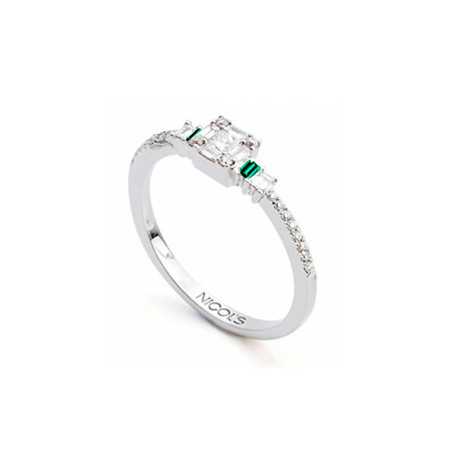 Emerald and Diamond Ring SQUARE