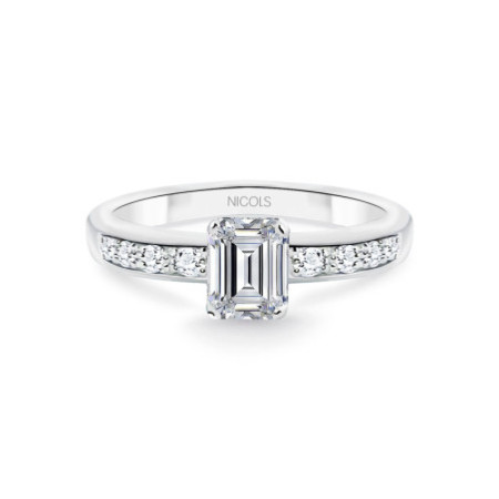 Ring Emerald Cut MINERVA Diamonds 0.85 carats